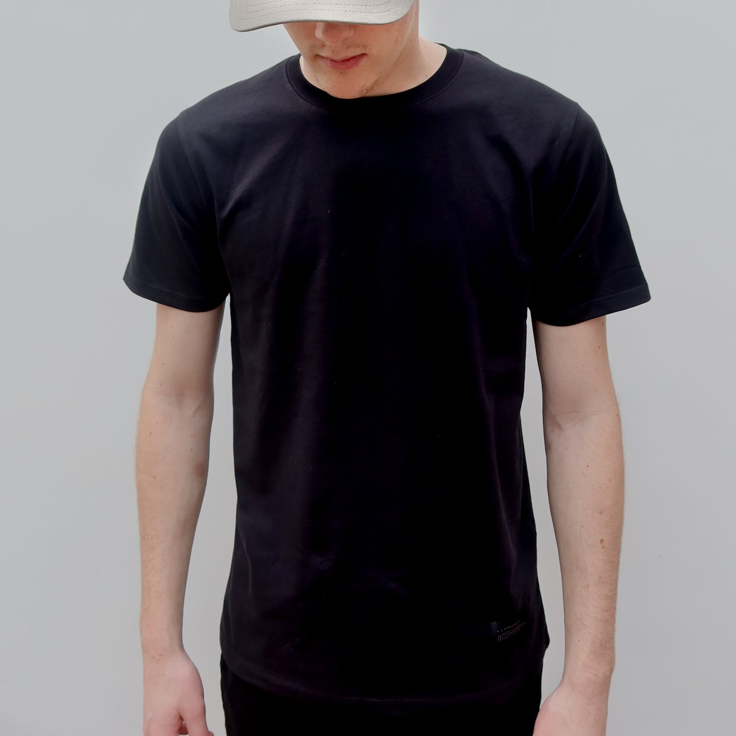 Black Heavy Tee